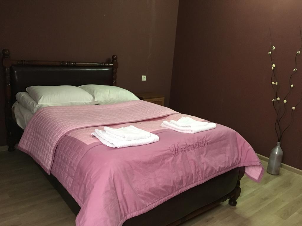 Hotel Sweet Home Telavi Exteriör bild
